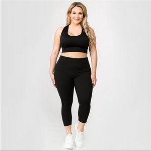 Yelete NWT Plus Size Athletic Leggings